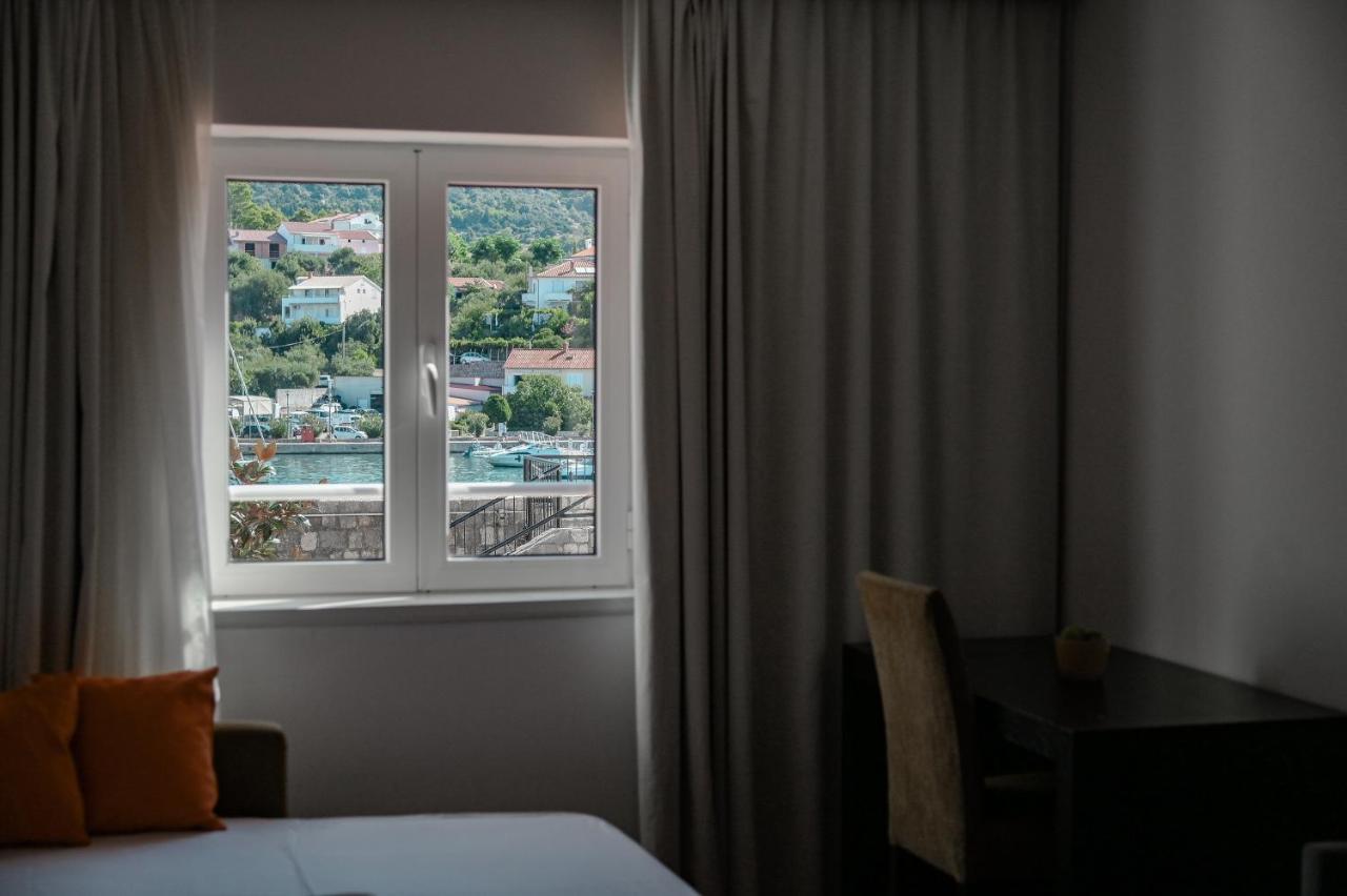 Hotel International Rab Town Ngoại thất bức ảnh