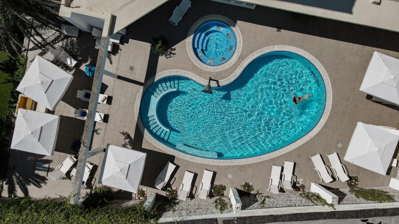Hotel International Rab Town Ngoại thất bức ảnh