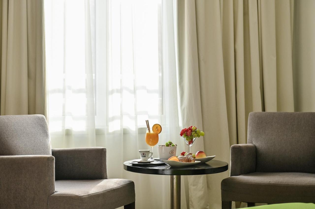 Hotel International Rab Town Ngoại thất bức ảnh
